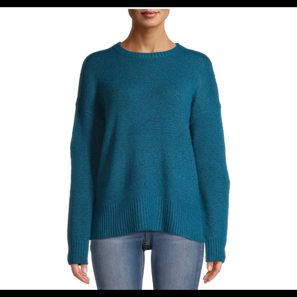 Blue long sleeve sweater
